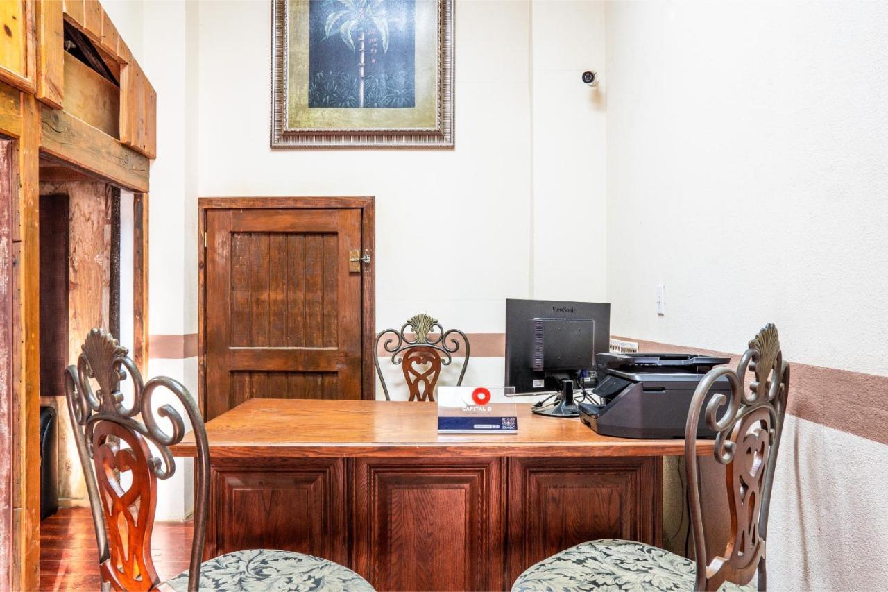 Capital O Hotel Villa Azura Tecate Extérieur photo